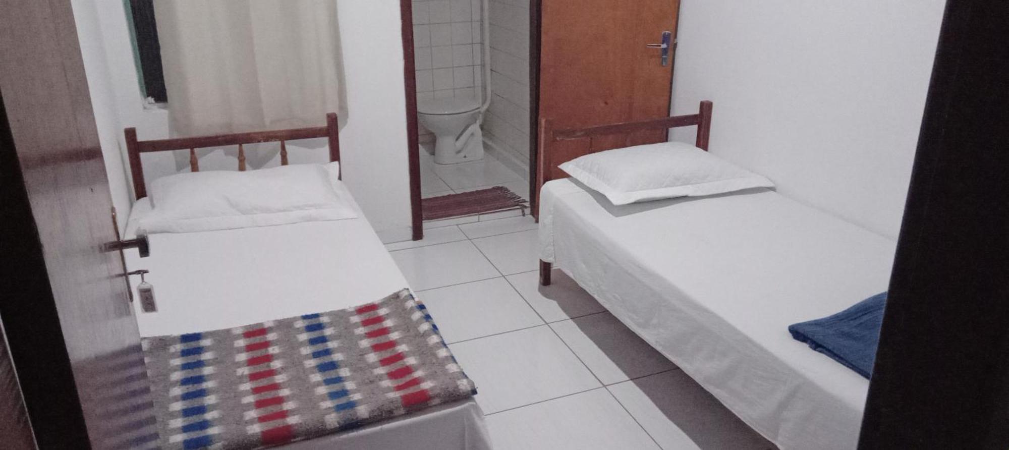 Califórnia Hotel *